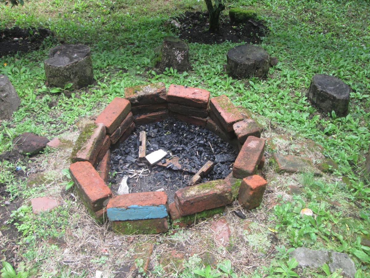 Casa Martin En Banos De Agua Santaヴィラ エクステリア 写真